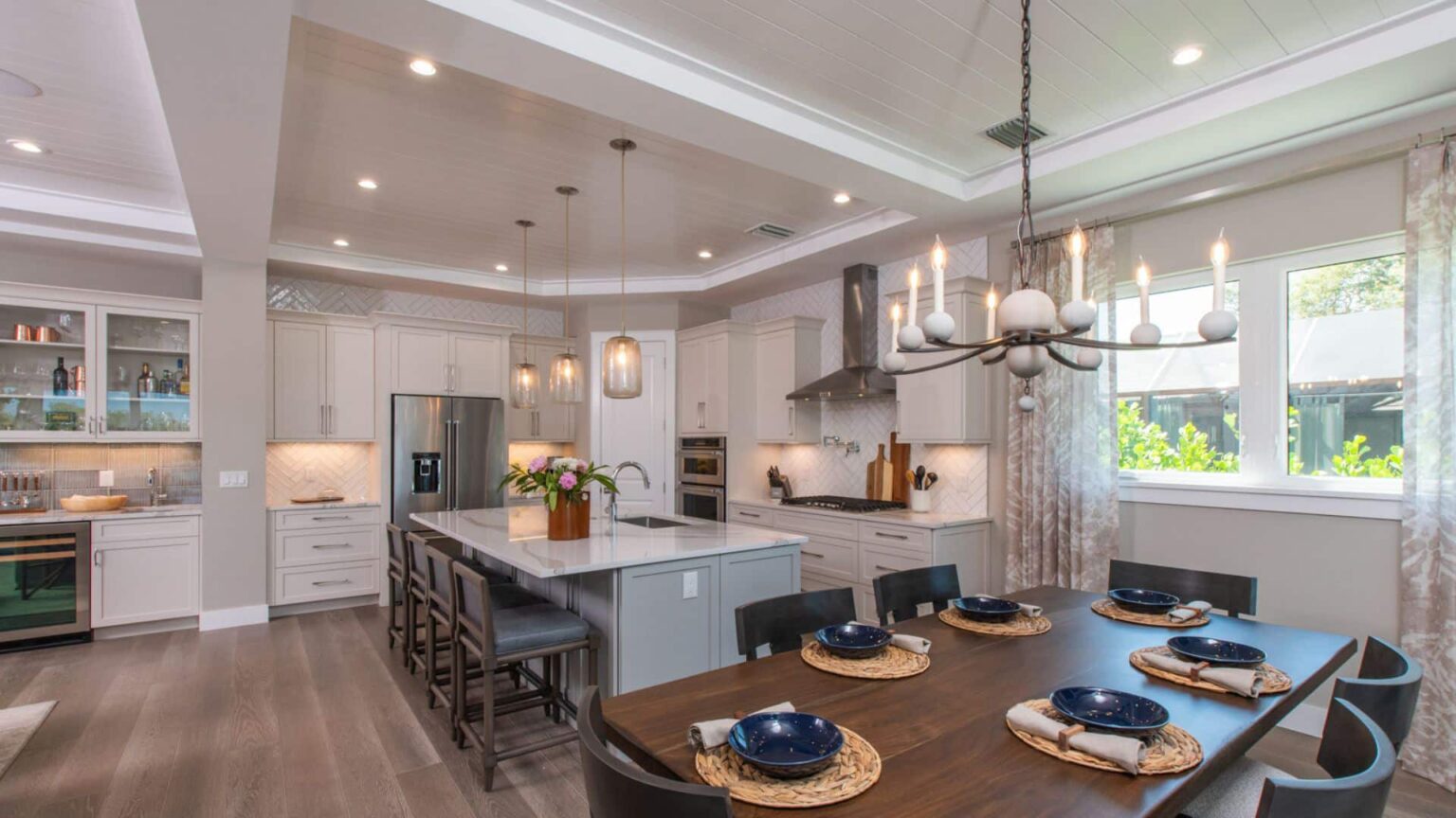 Statement Lighting Trends & New Technology for Elevated Interiors ...
